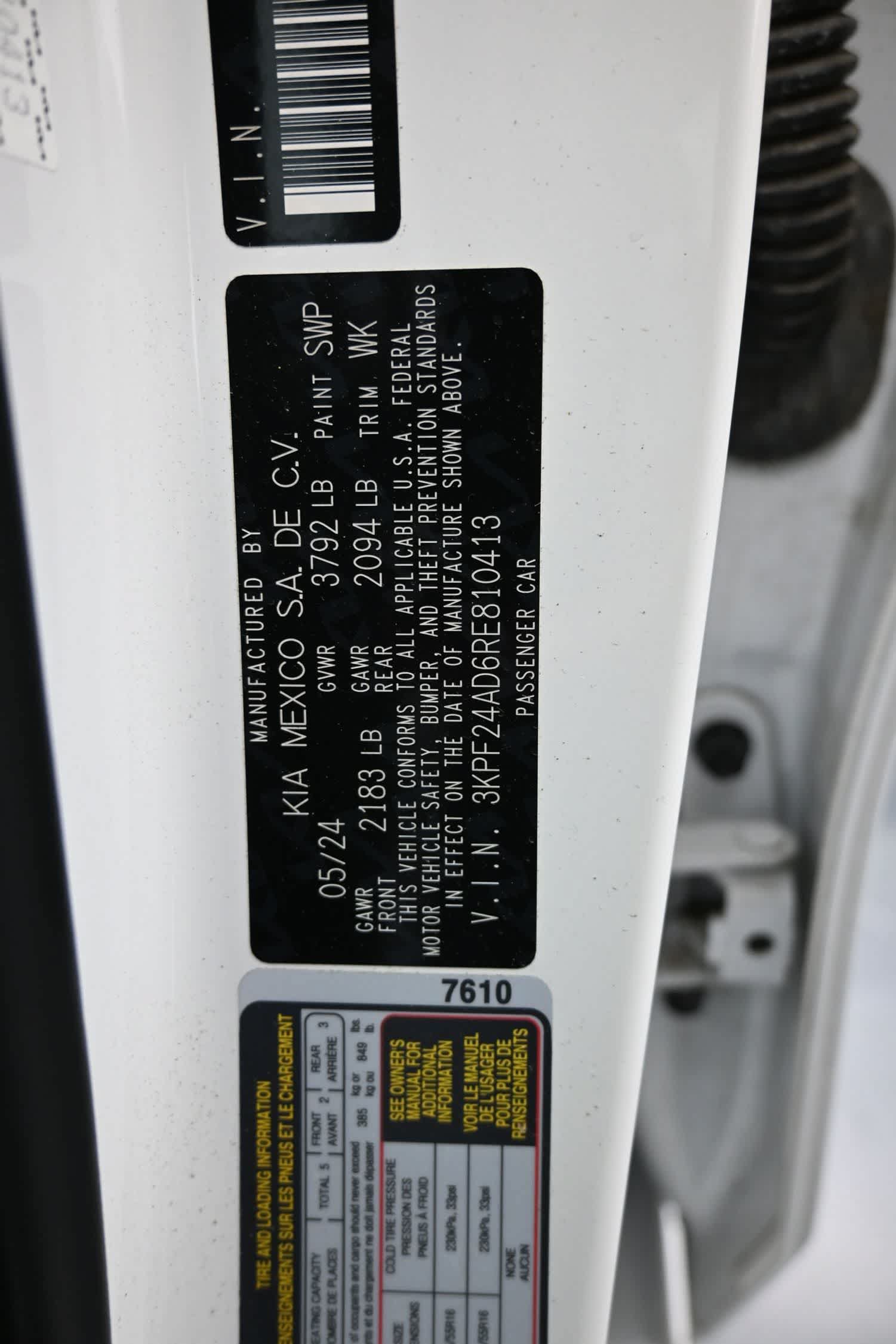 Used 2024 Kia Forte LXS w/ LXS Technology Package FWD image 11