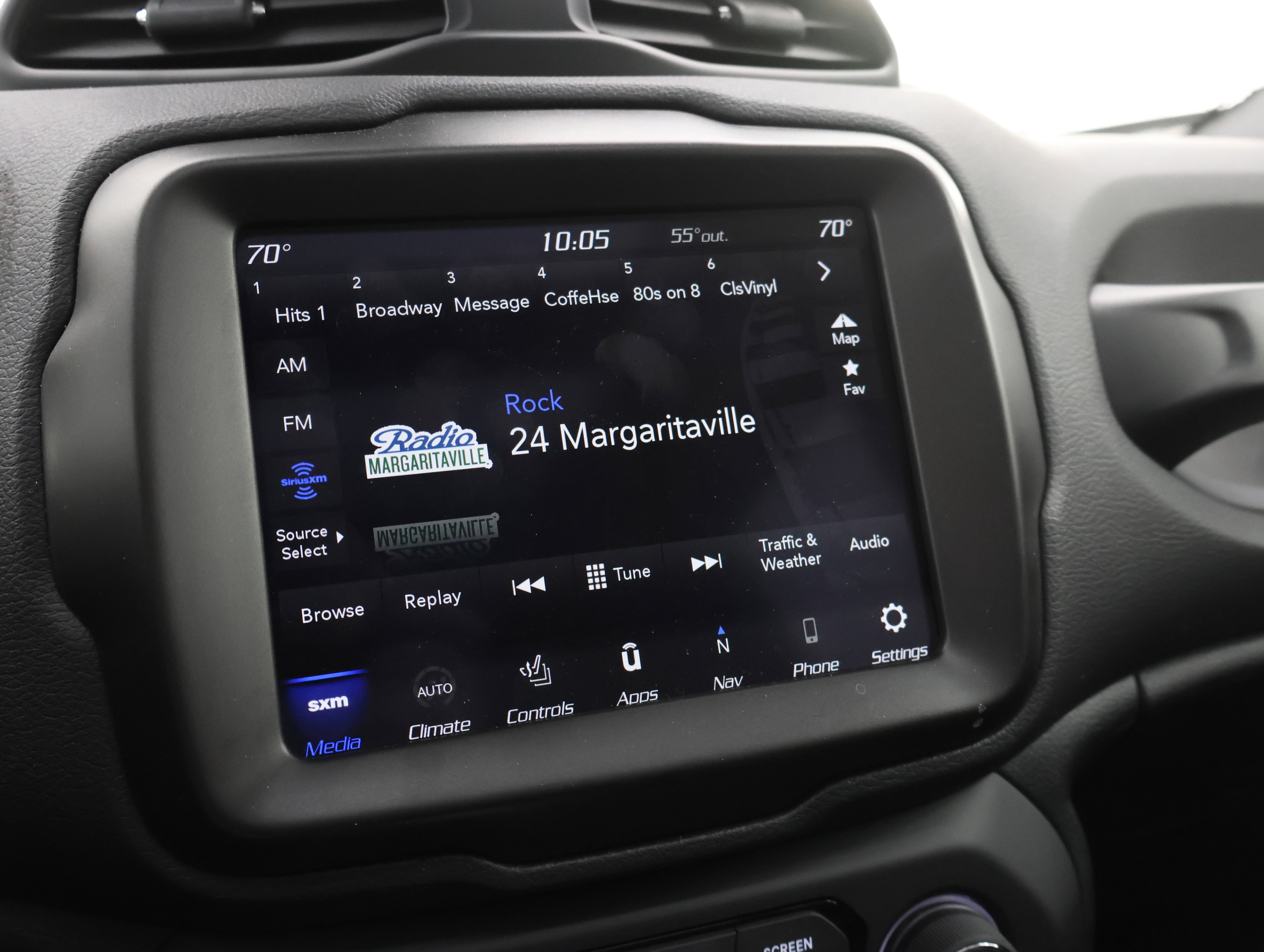 Used 2023 Jeep Renegade Trailhawk w/ Sun/Sound Group AWD/4WD image 45