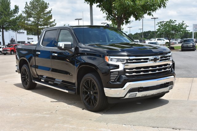 New 2026 Chevrolet Silverado 1500 LTZ w/ Technology Package AWD/4WD image 3