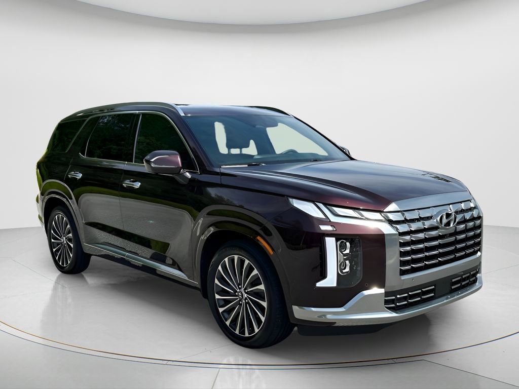 Used 2024 Hyundai Palisade Calligraphy image 3