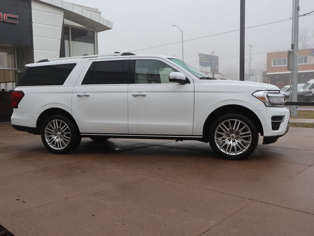 Used 2024 Ford Expedition Max Limited image 9