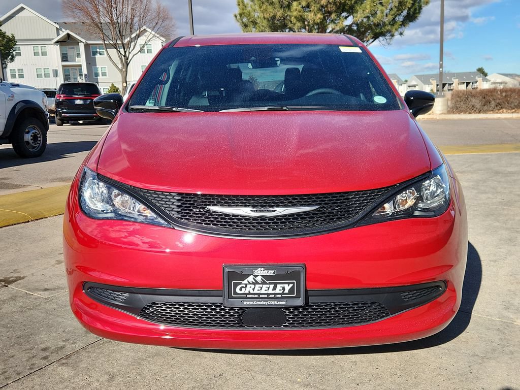 New 2026 Chrysler Voyager LX FWD image 5