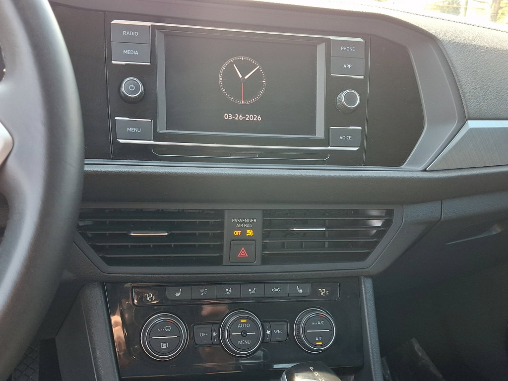 Used 2024 Volkswagen Jetta SE image 28