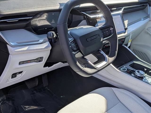 New 2026 Jeep Cherokee Laredo video 3