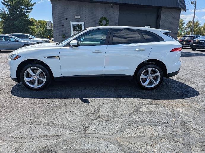 Used 2018 Jaguar F-PACE Premium AWD/4WD image 3