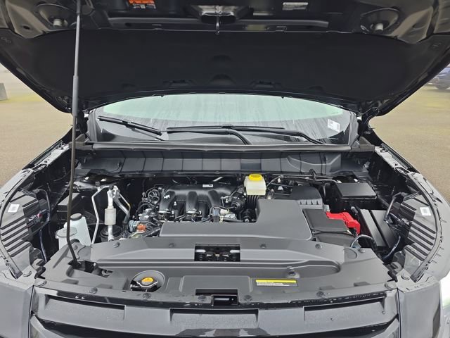 New 2025 Nissan Pathfinder SL w/ Black Appearance Package image 29