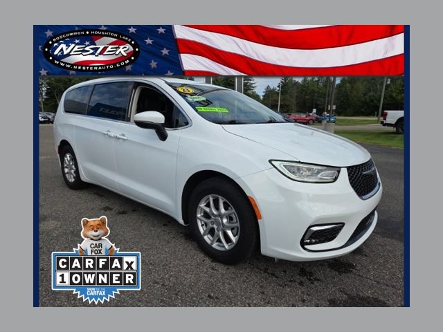 Used 2023 Chrysler Pacifica Touring-L