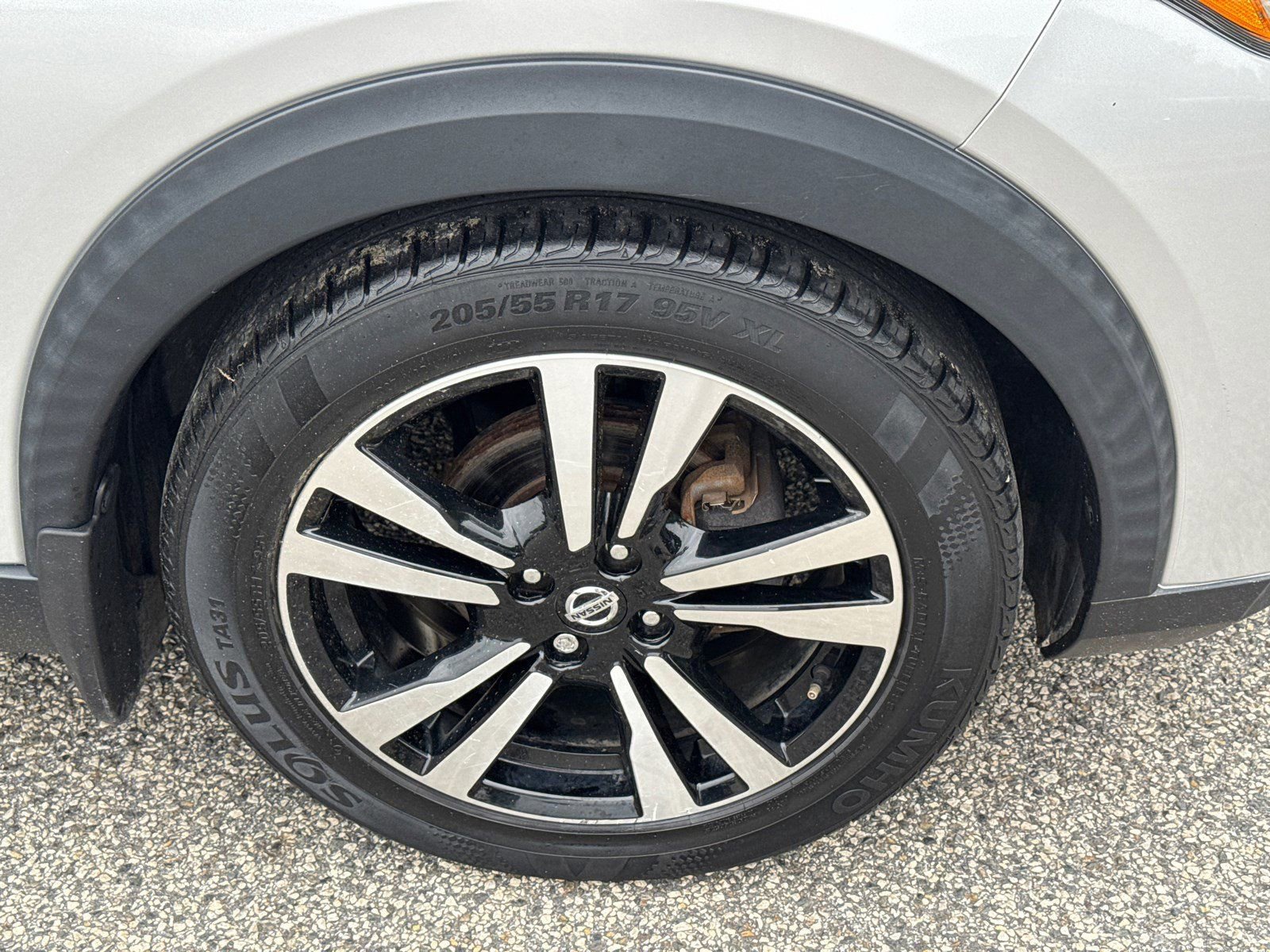 Used 2020 Nissan Kicks SV FWD image 10