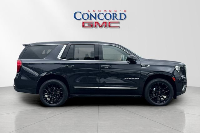 Used 2023 GMC Yukon SLT RWD image 3