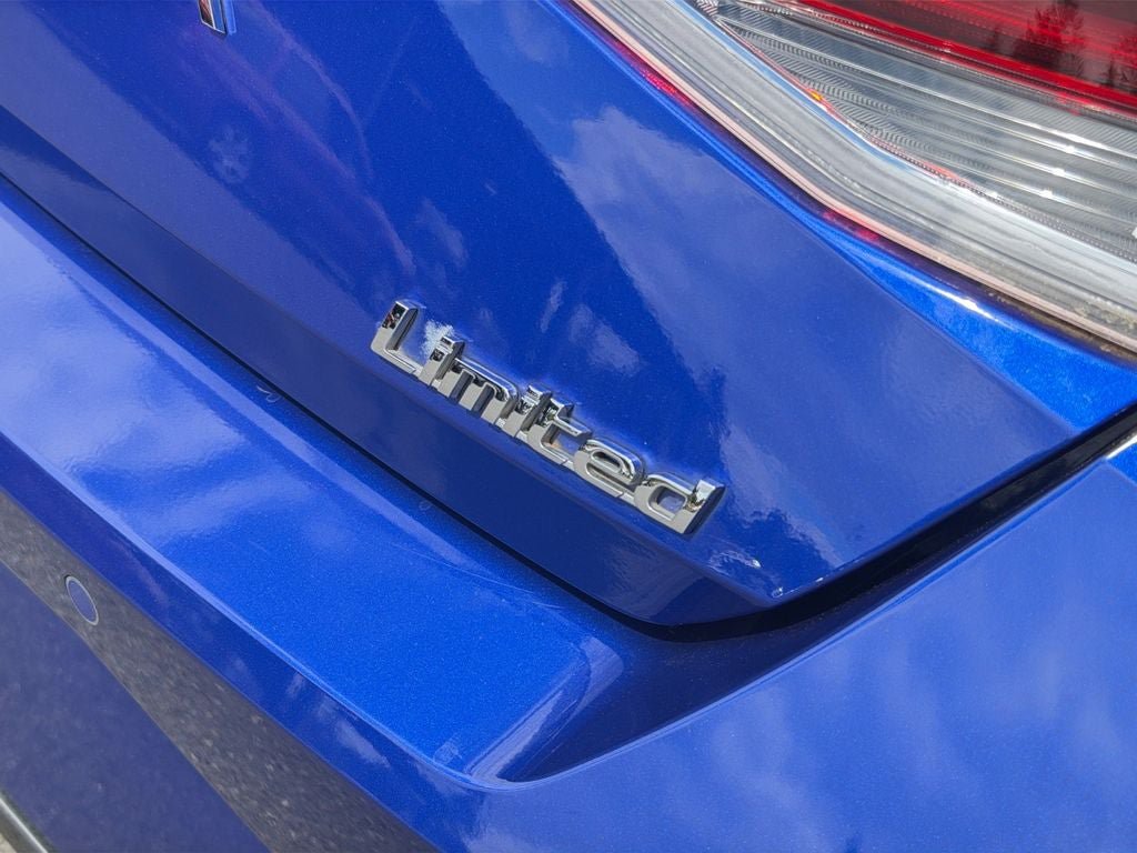 Used 2023 Hyundai Elantra Limited w/ Cargo Package FWD image 33