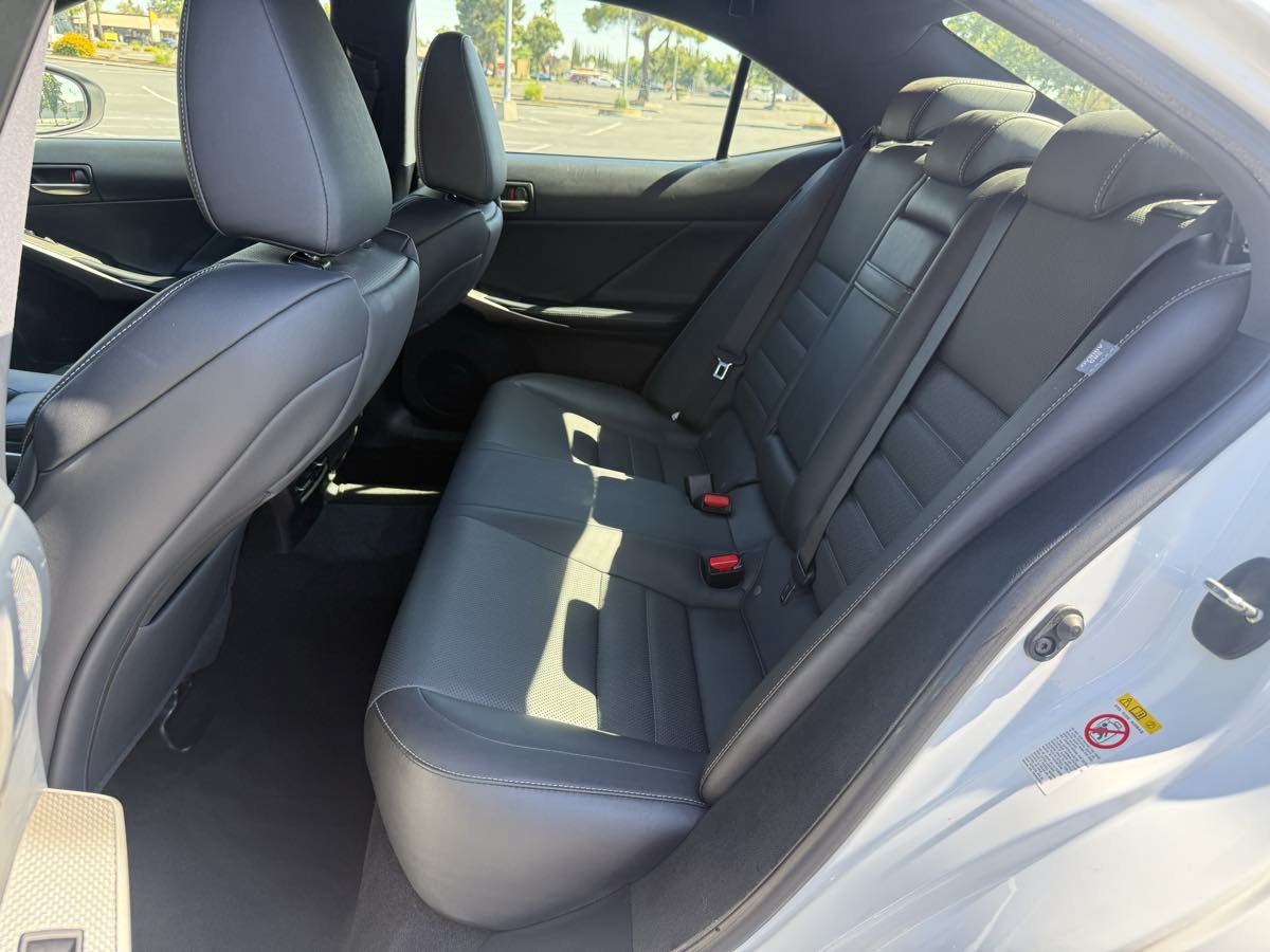 Used 2017 Lexus IS 350 F Sport w/ F Sport Package RWD image 23