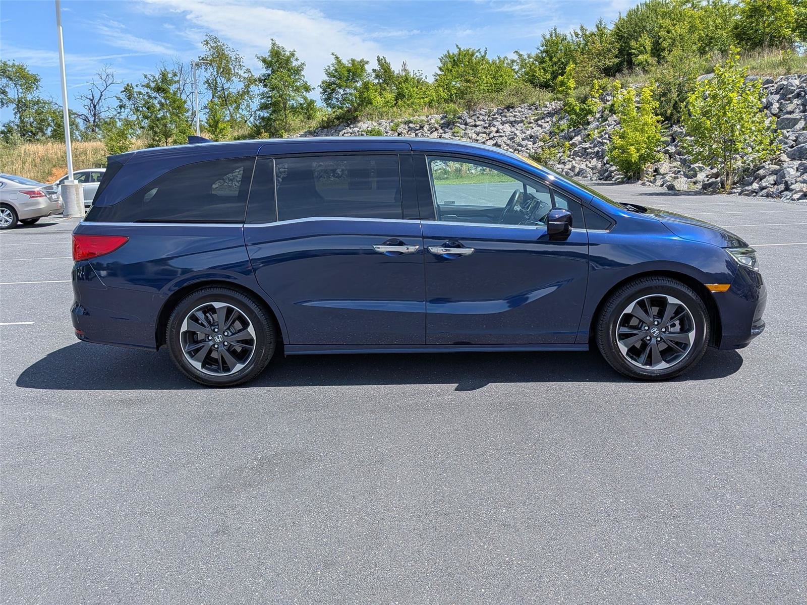Certified 2024 Honda Odyssey Elite image 4