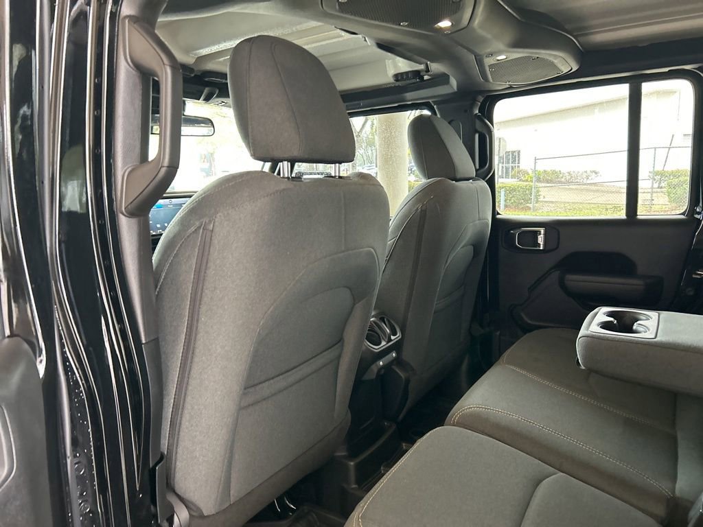 Used 2025 Jeep Wrangler Unlimited Sport S 4xe image 39