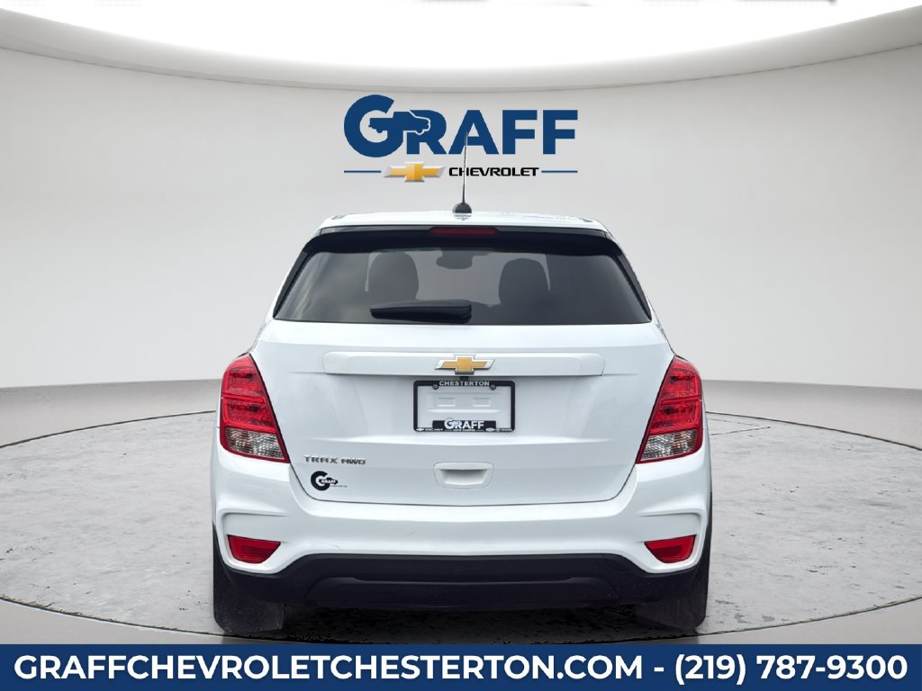 Used 2021 Chevrolet Trax LS w/ Tint and Cruise Package AWD/4WD image 6