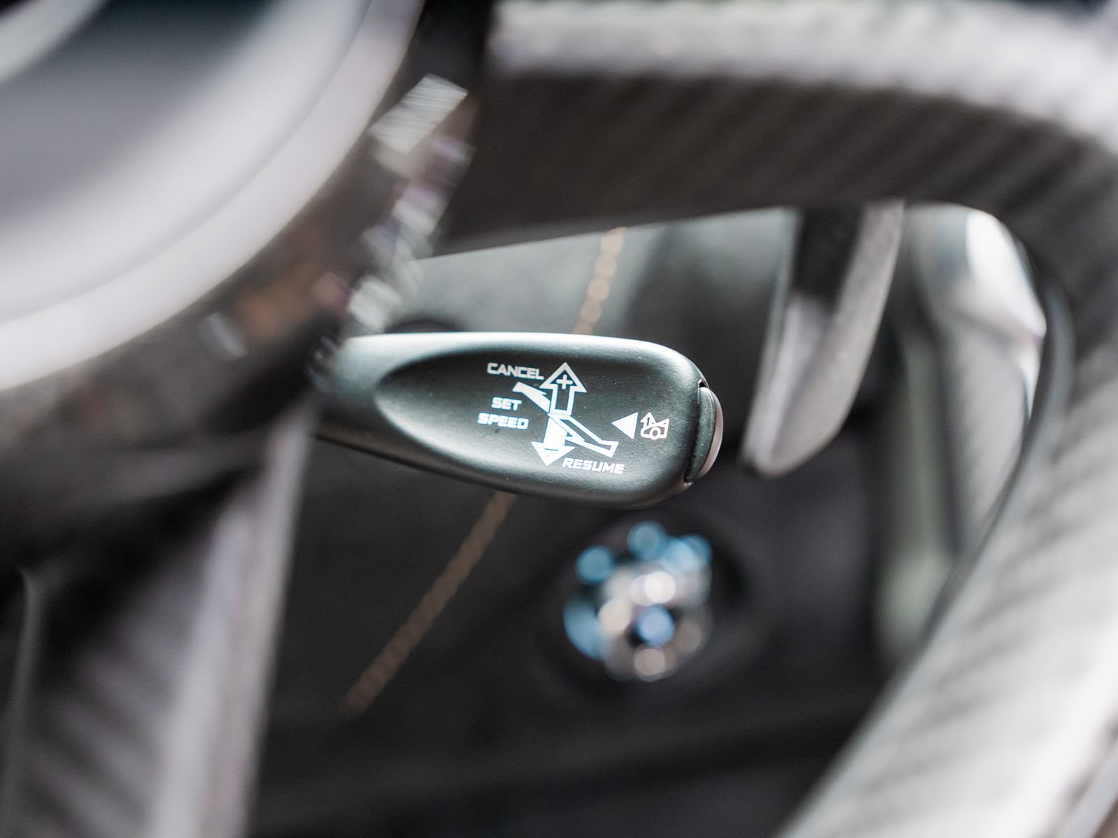Used 2019 McLaren 720S Performance RWD image 44