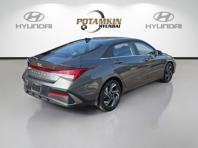 Certified 2025 Hyundai Elantra SEL FWD image 5