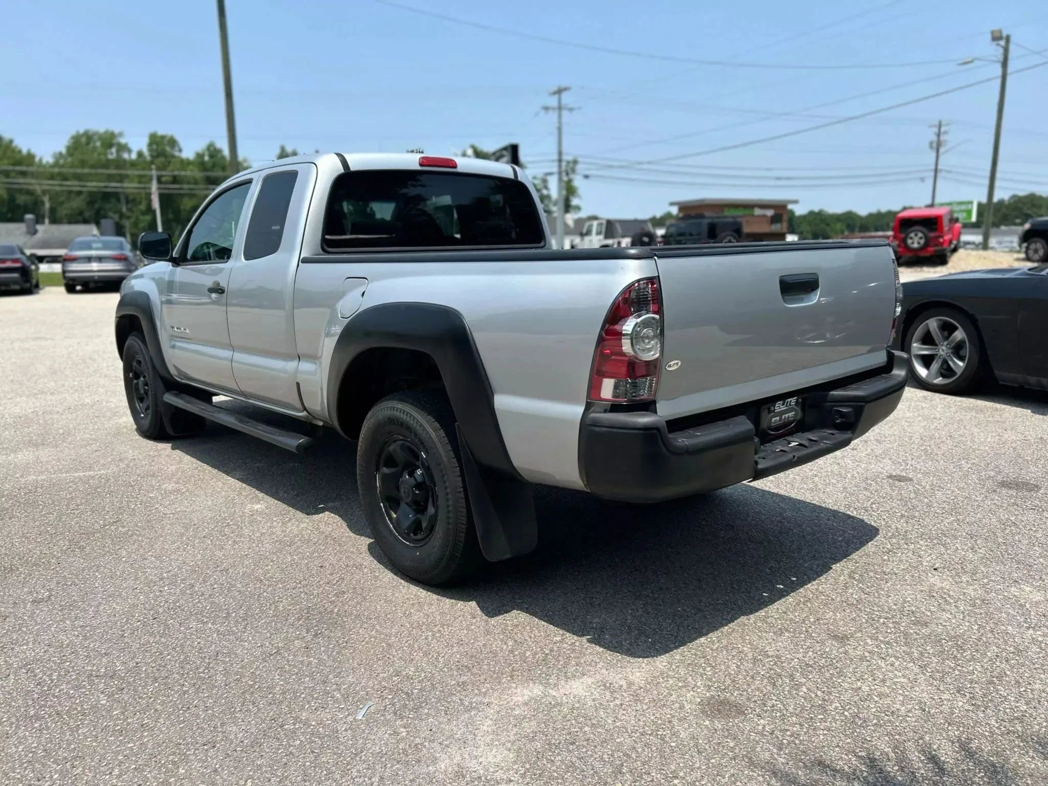 Used 2011 Toyota Tacoma PreRunner image 9
