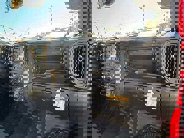 New 2025 GMC Sierra 2500 Pro w/ Convenience Package image 21