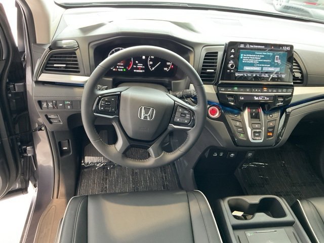 New 2026 Honda Odyssey Touring image 8