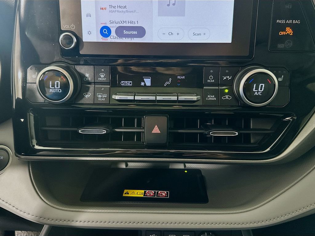 Certified 2026 Toyota Highlander XLE image 20