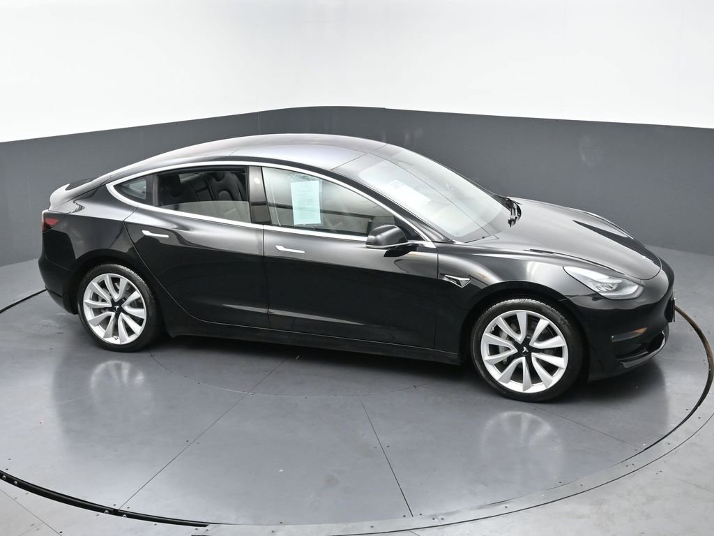 Used 2018 Tesla Model 3 Mid Range image 42