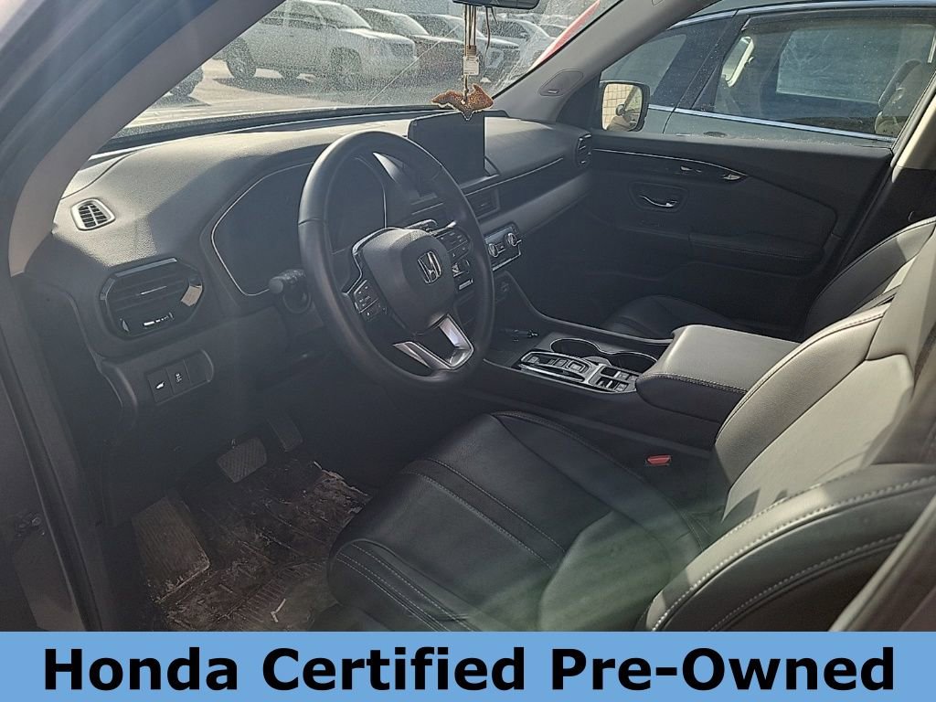 Certified 2025 Honda Pilot Touring image 8