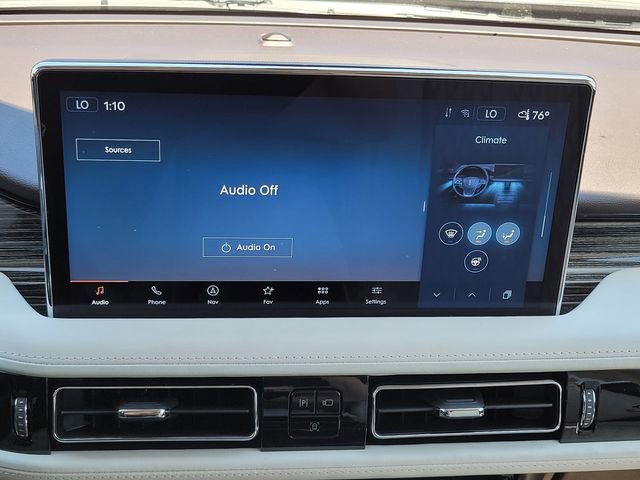 Certified 2022 Lincoln Nautilus Black Label w/ Class II Trailer Tow Package image 14