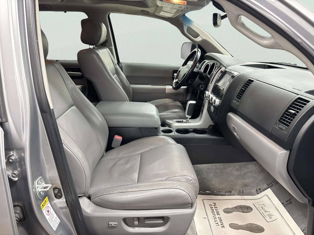 Used 2008 Toyota Sequoia Limited AWD/4WD image 26