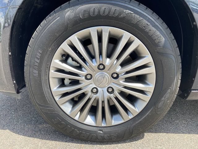Used 2014 Chrysler Town & Country Touring-L w/ Driver Convenience Group FWD image 10