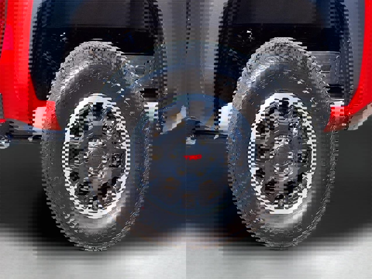 Used 2025 Toyota Tacoma TRD Off-Road image 3