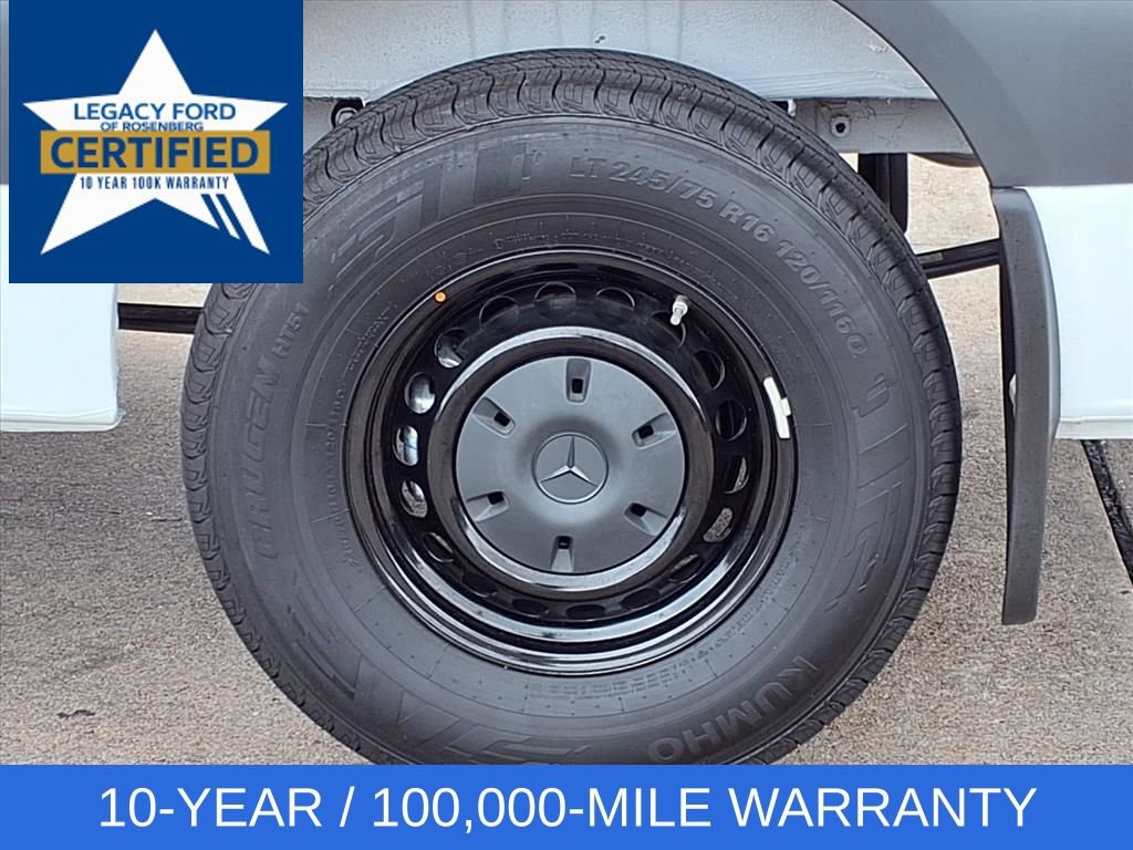 Used 2025 Mercedes-Benz Sprinter 2500 image 30