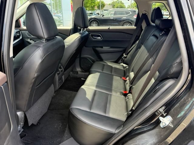 Used 2021 Nissan Rogue SV w/ Premium Package AWD/4WD image 23