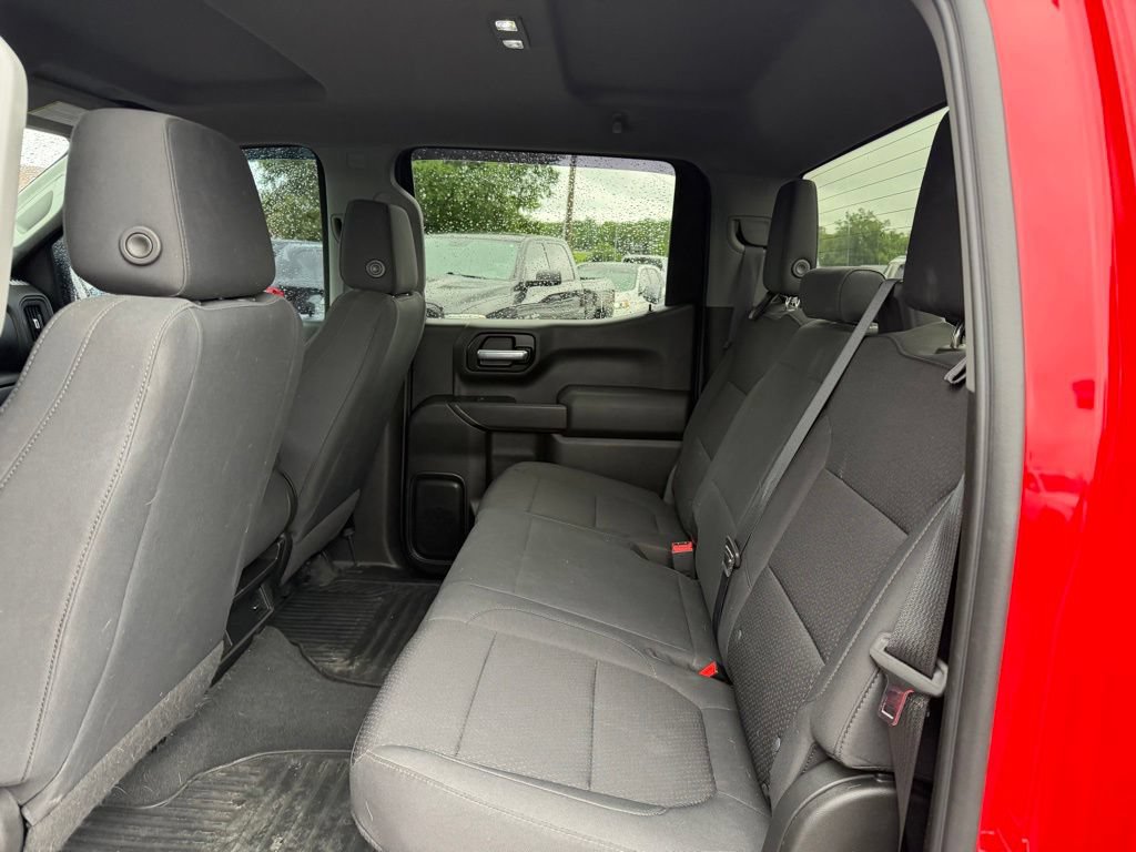 Used 2021 Chevrolet Silverado 1500 Custom Trail Boss w/ LPO, Dark Essentials Package AWD/4WD image 7