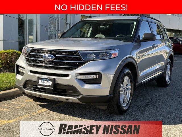 Used 2021 Ford Explorer XLT w/ Equipment Group 202A AWD/4WD image 1