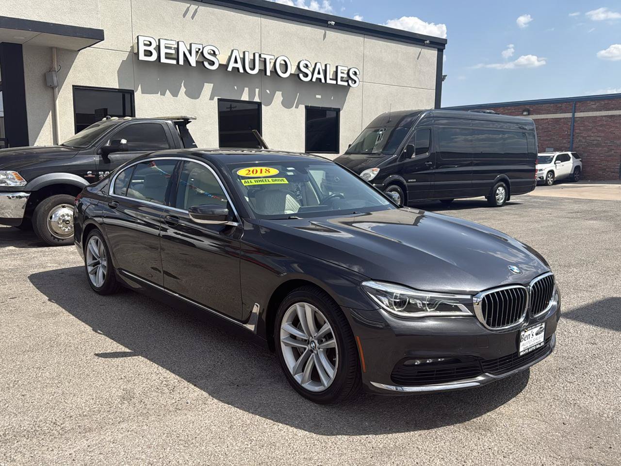 Used 2018 BMW 750i xDrive AWD/4WD image 4