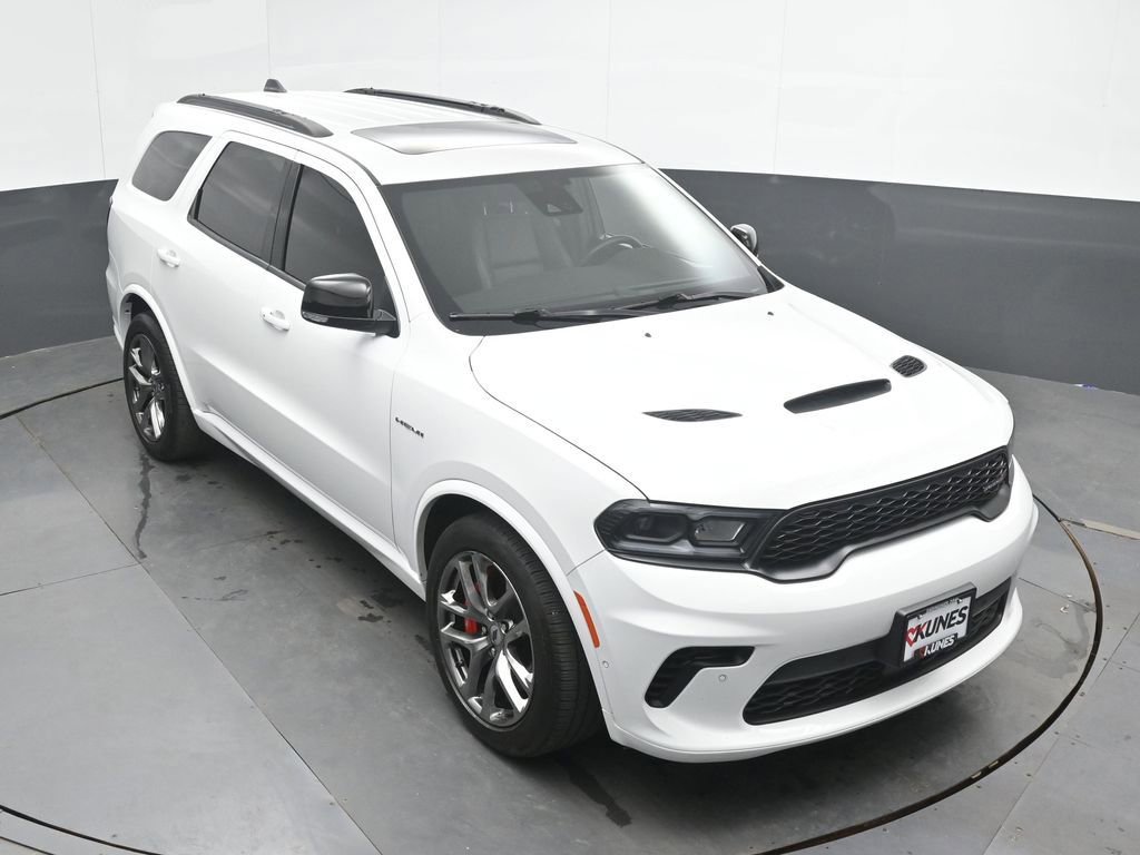Used 2024 Dodge Durango R/T w/ Tow 'N Go Group AWD/4WD image 35
