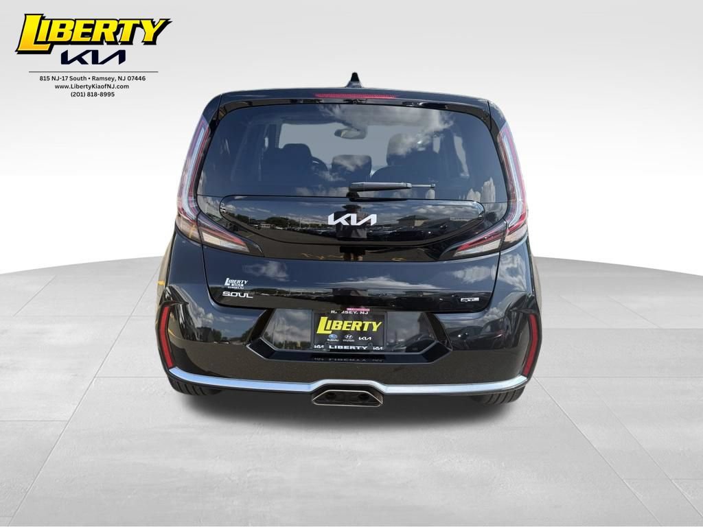 Used 2025 Kia Soul GT-Line w/ GT-Line Technology Package FWD image 6
