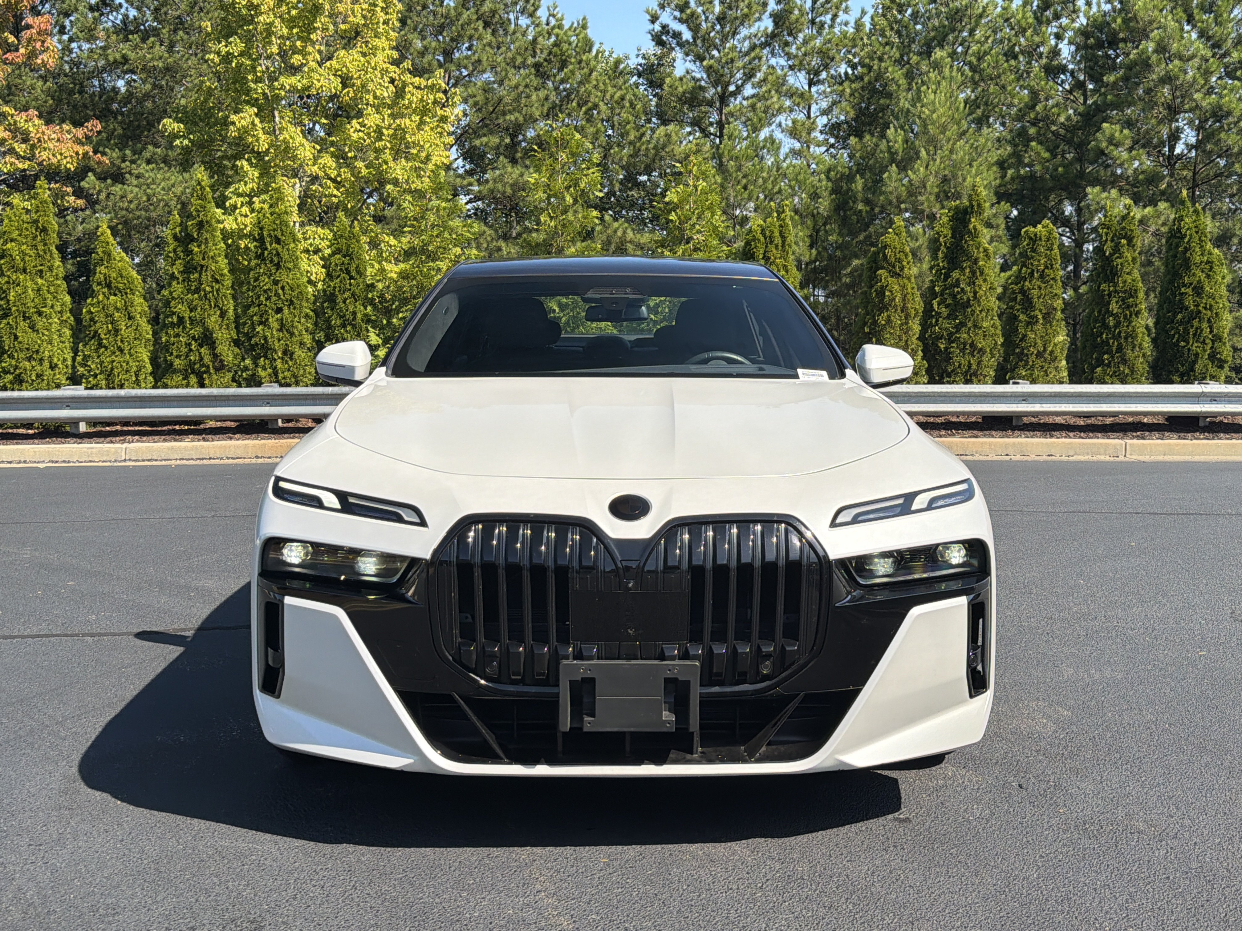 Used 2023 BMW 760i xDrive AWD/4WD image 65