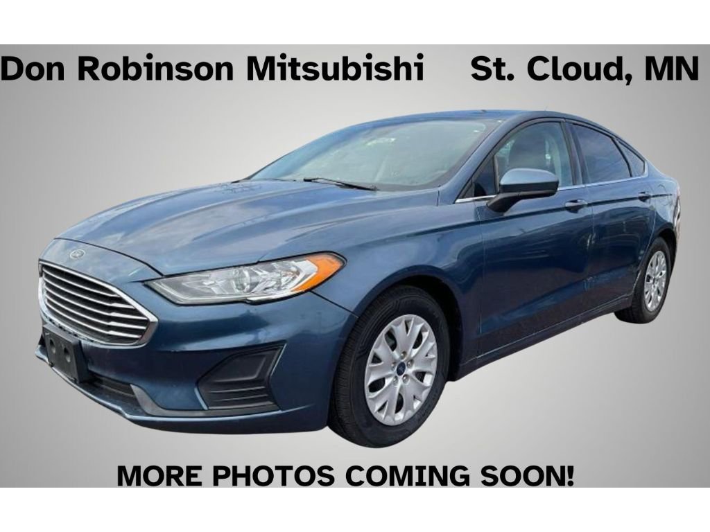 Used 2019 Ford Fusion S FWD image 1