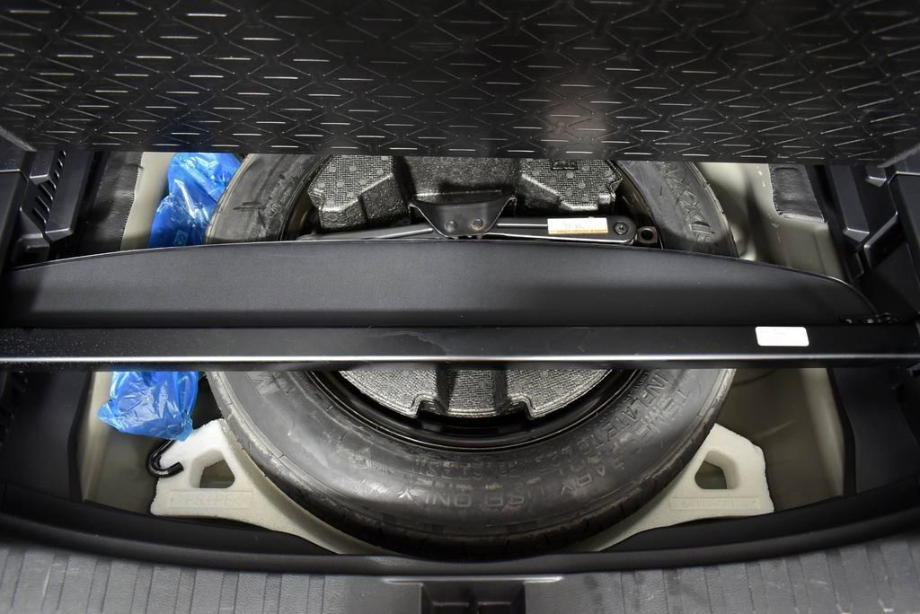 Used 2021 Toyota RAV4 XLE image 25