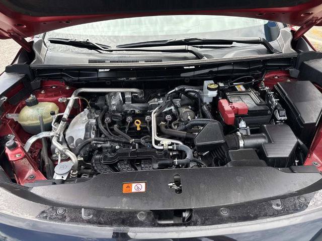 Used 2025 Mitsubishi Outlander AWD image 3