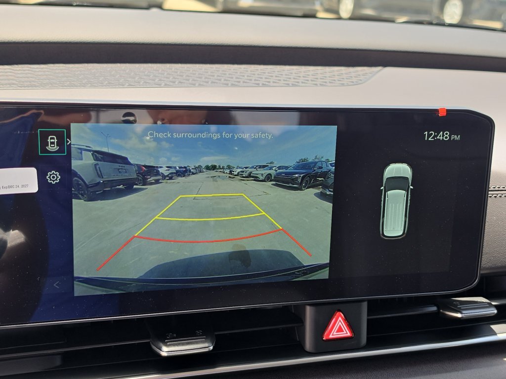 New 2027 Kia Carnival EX FWD image 25