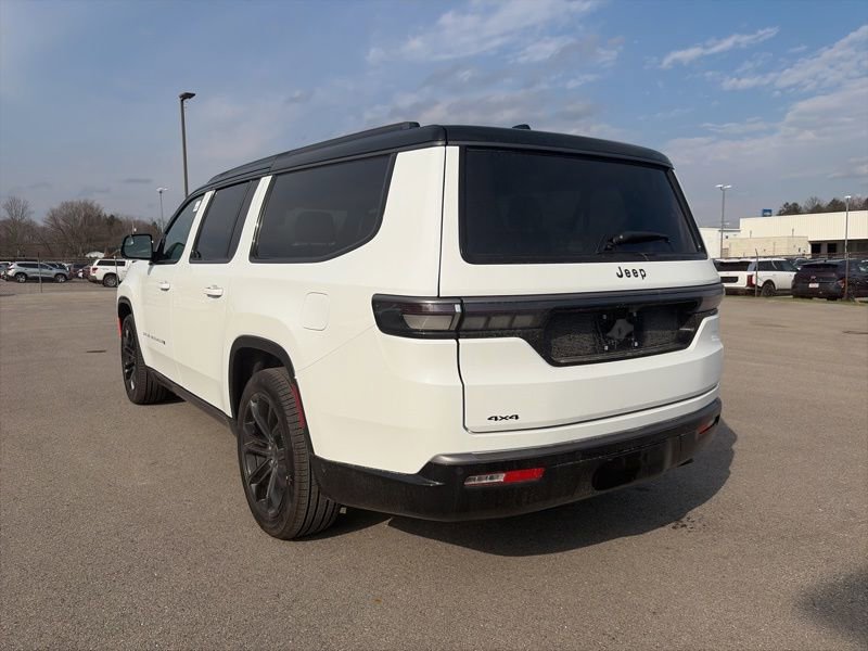 New 2026 Jeep Grand Wagoneer L Summit w/ Premium Group III image 9