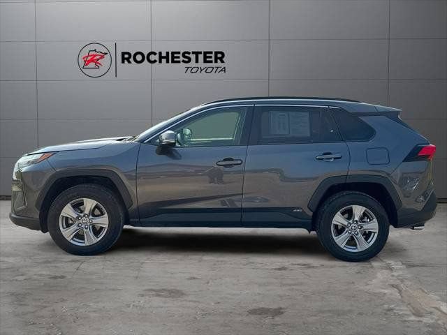 Certified 2025 Toyota RAV4 XLE AWD/4WD image 32