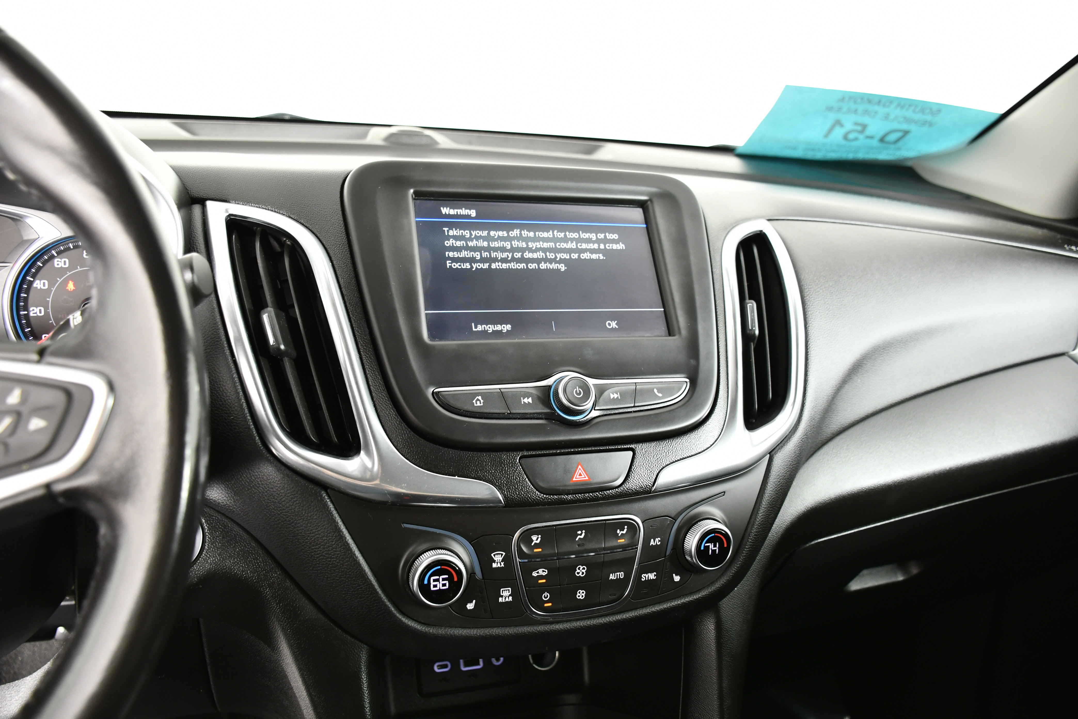 Used 2019 Chevrolet Equinox LT image 25