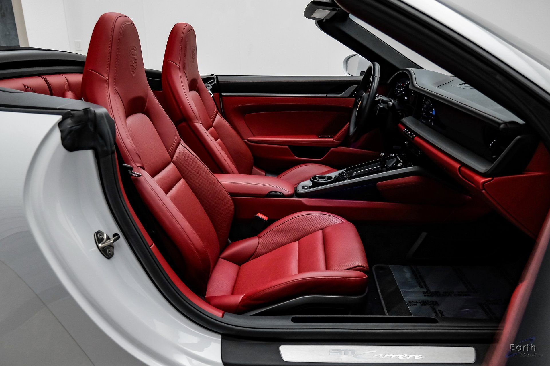 Used 2021 Porsche 911 Carrera 4 image 51