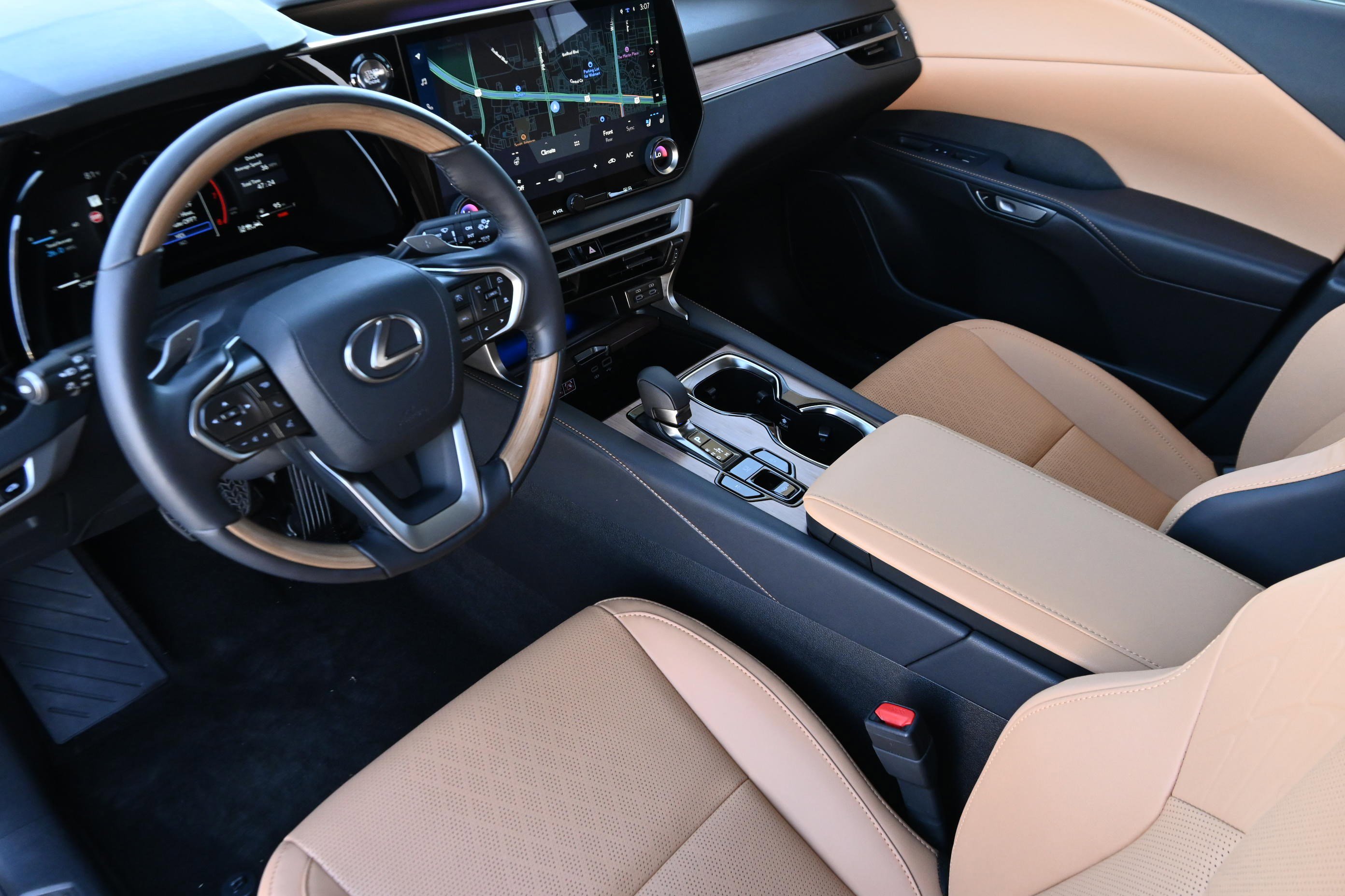 Used 2026 Lexus RX 350 Premium Plus w/ Accessory Package (Z1) image 10