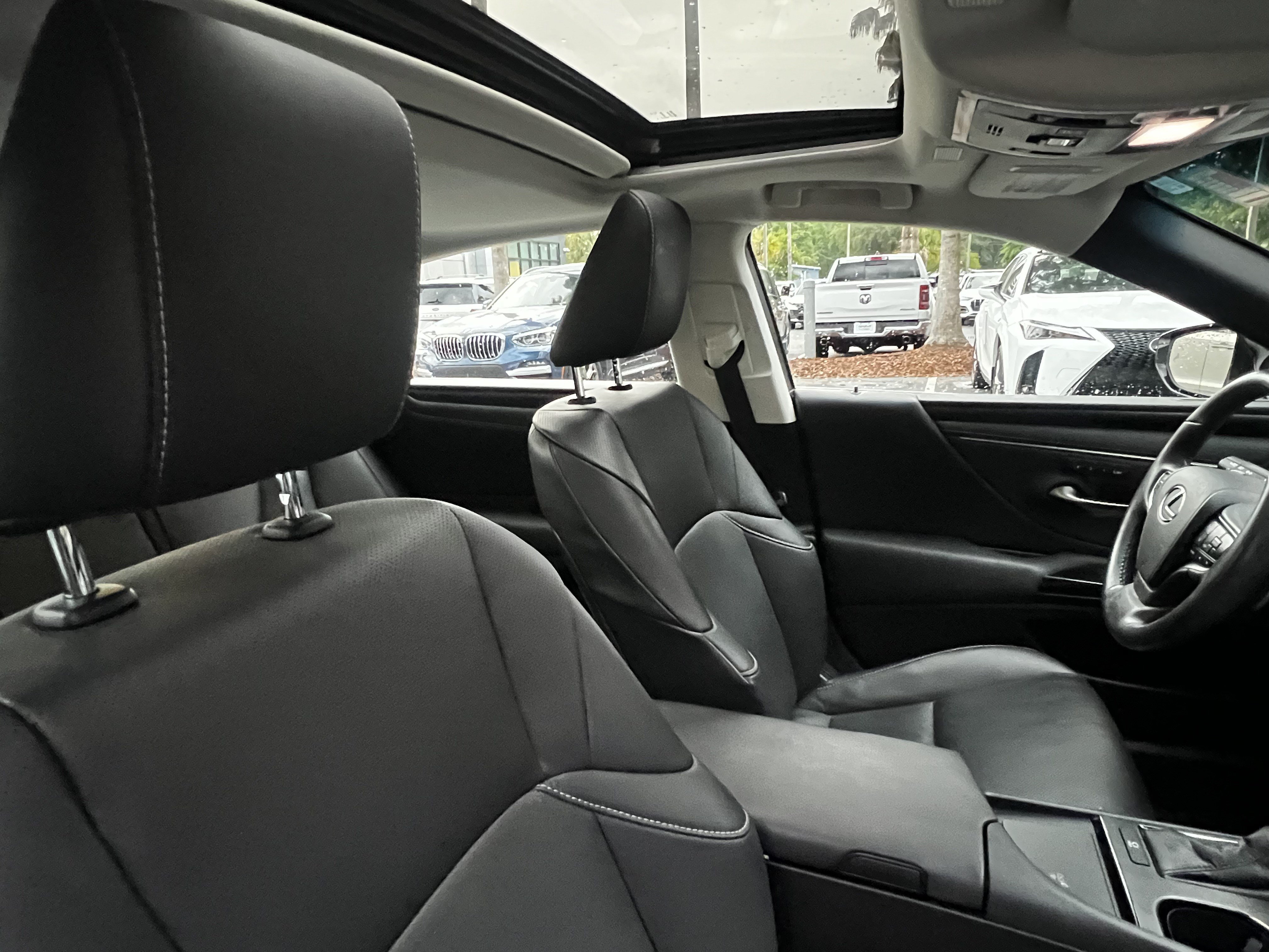 Used 2023 Lexus ES 350 w/ Premium Package FWD image 45