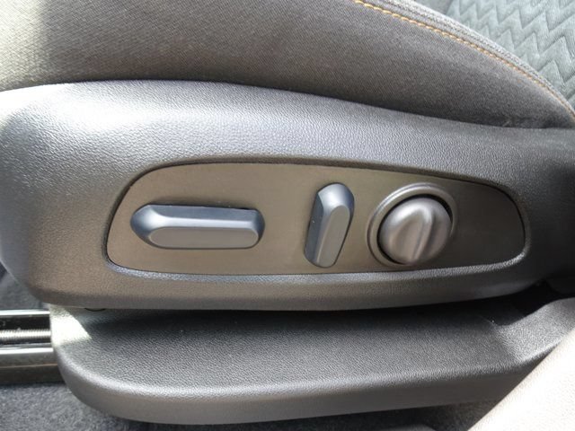 Used 2023 Chevrolet Equinox LT FWD image 14