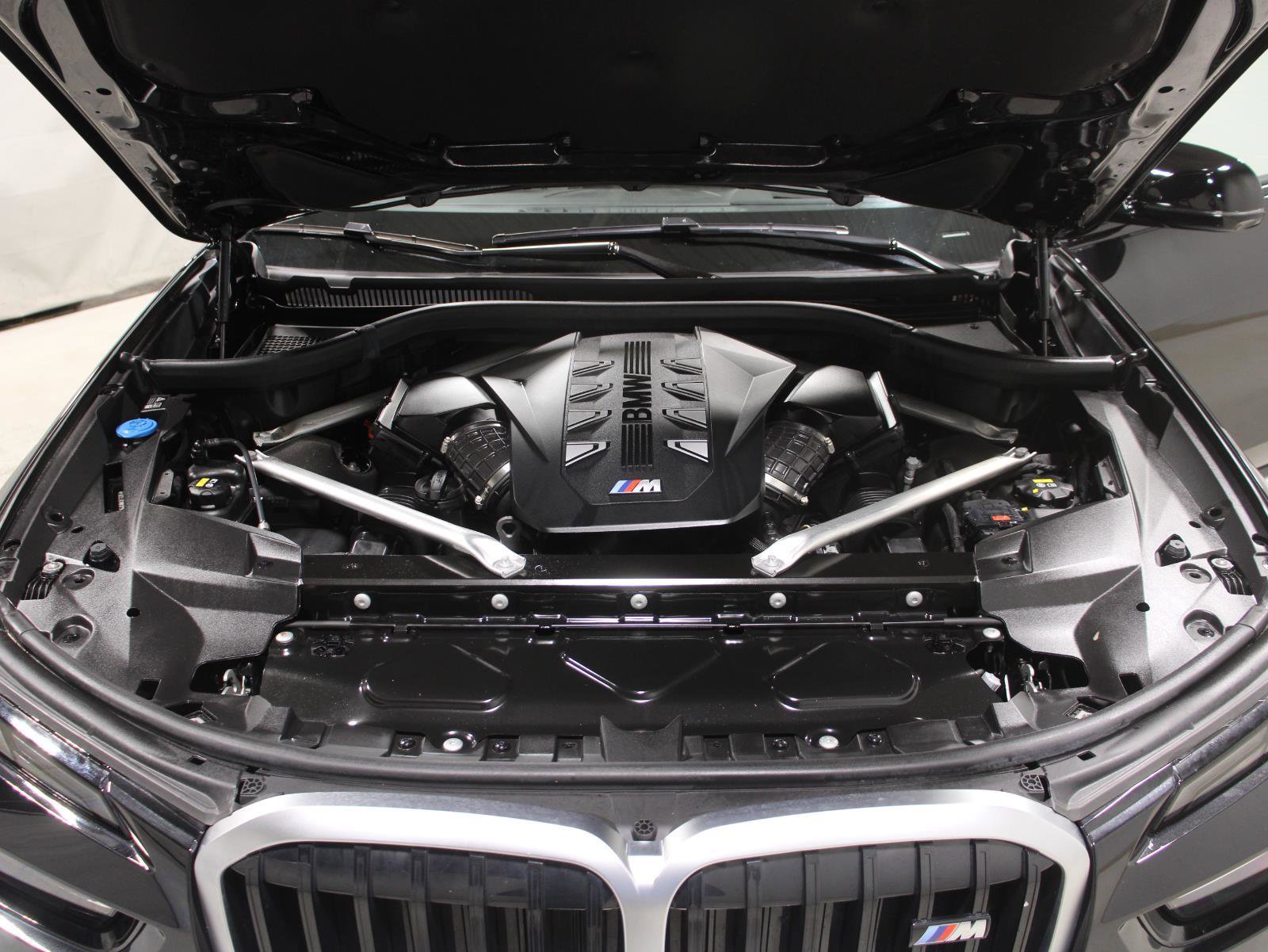 Certified 2023 BMW X7 M60i w/ Executive Package image 31